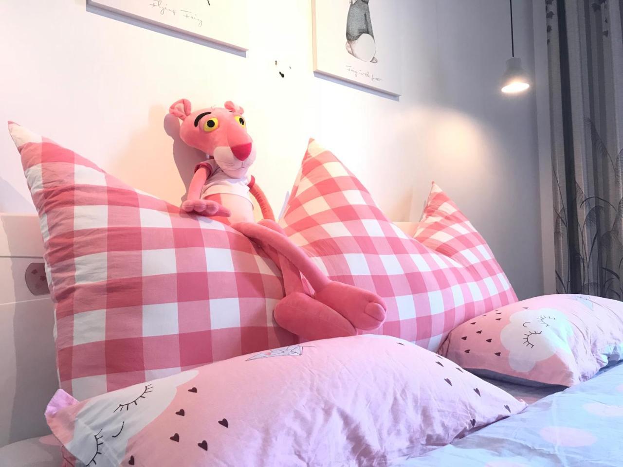 Spring Breeze Boutique Guest House Wuyuan Bagian luar foto