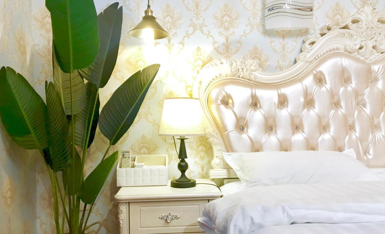 Spring Breeze Boutique Guest House Wuyuan Bagian luar foto